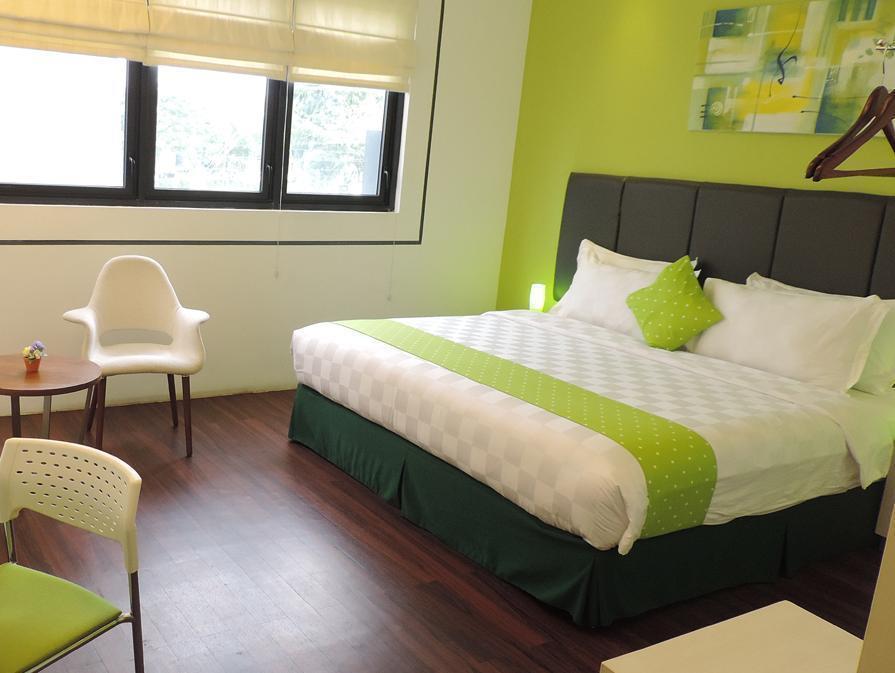 Arbor Biz Hotel Макасар Экстерьер фото