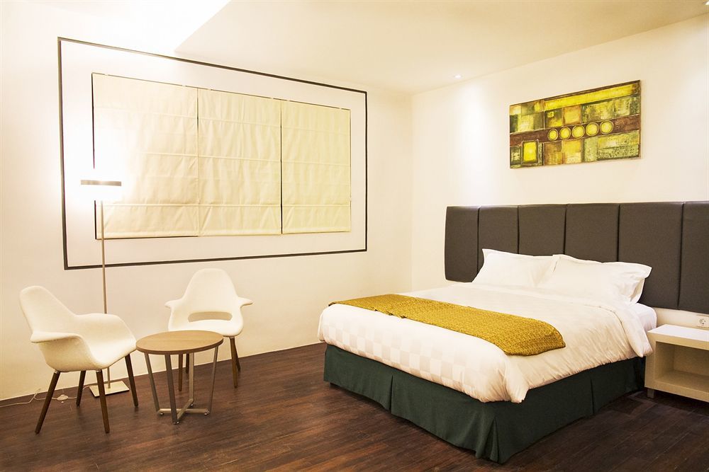 Arbor Biz Hotel Макасар Экстерьер фото