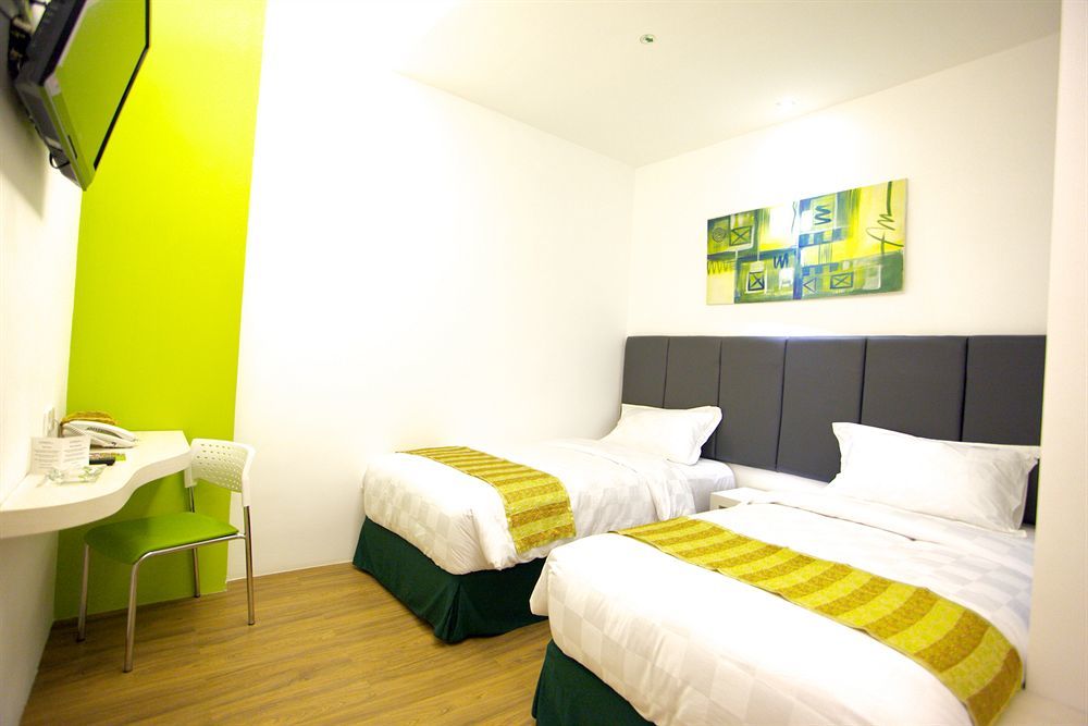 Arbor Biz Hotel Макасар Экстерьер фото